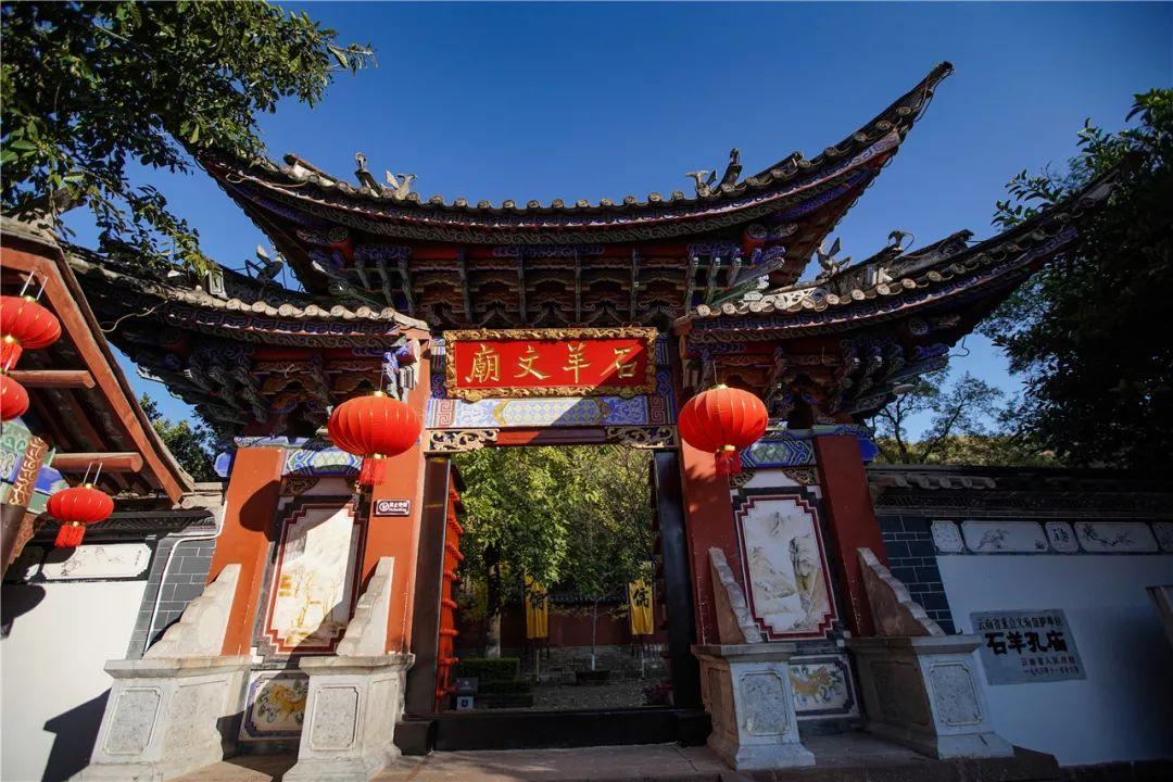新车轮胎侧面发红怎么回事?-专业问答平台